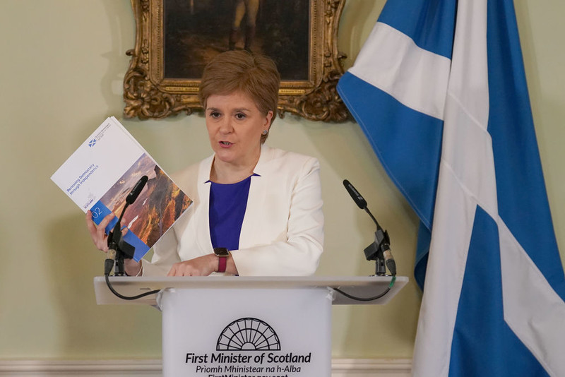 Nicola Sturgeon chce spotkać się z nowym premierem w sprawie rozmów o referendum niepodległościowym