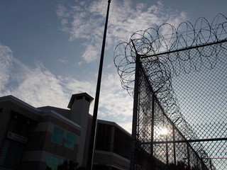 Wybuch w więzieniu w USA. Nawet 150 osób rannych