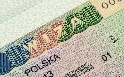 Polish interior ministry: Easy work visas for non-EU foreigners