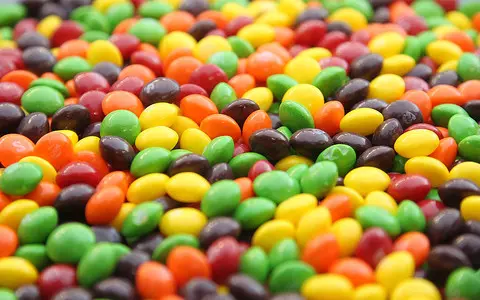 Skittles‘are unfit for human consumption, lawsuit claims