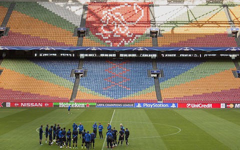 Sędziowie skorzystają z powtórek w meczach piłkarskiego Pucharu Holandii