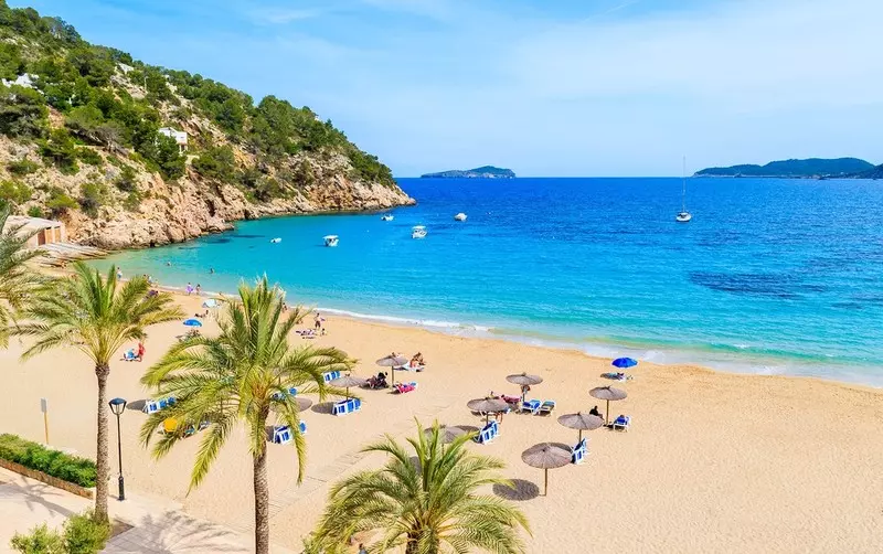 Na hiszpańskich plażach wprowadzono nowe przepisy. Za ich łamanie grożą wysokie grzywny