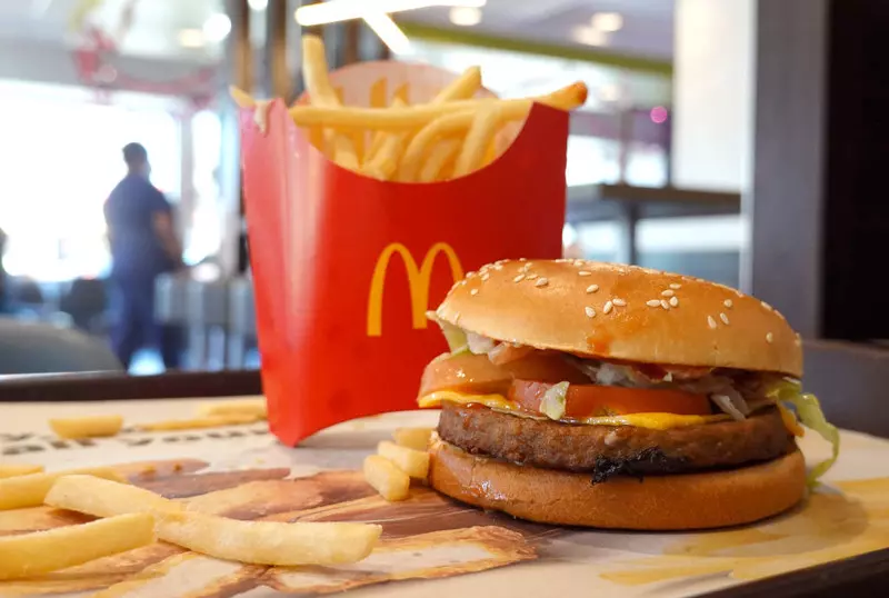 McDonald's w UK podnosi cenę cheeseburgera po raz pierwszy od 14 lat
