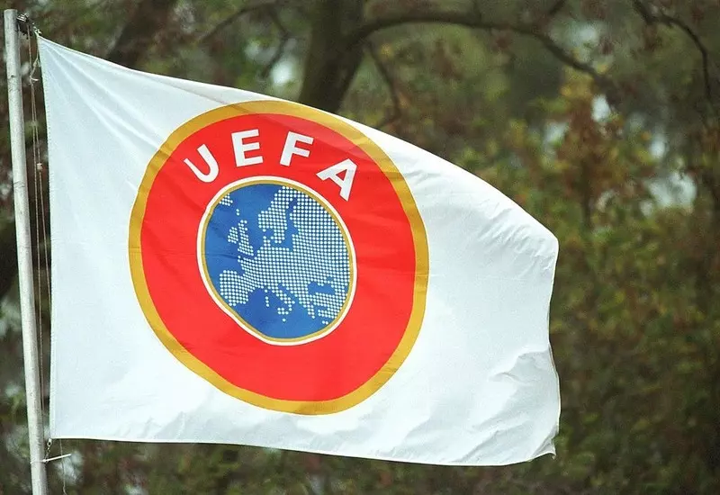 Piłkarska LM: UEFA ukarała Lecha za incydenty podczas meczu z Karabachem