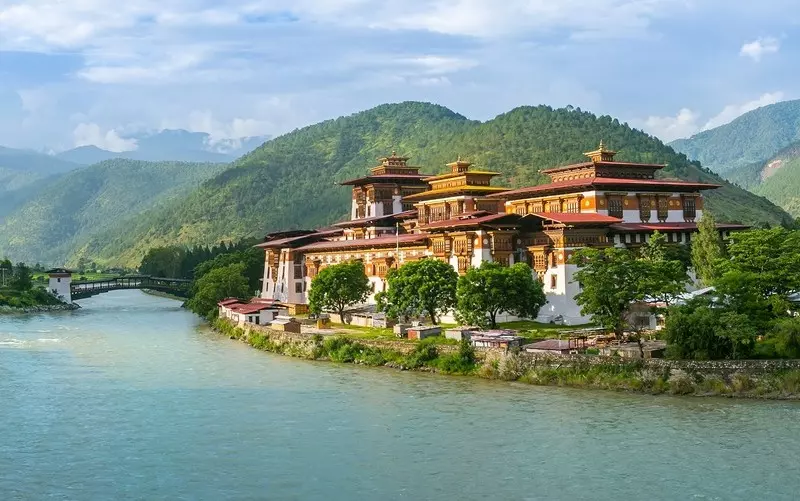 Bhutan wprowadzi najwyższy na świecie podatek turystyczny: 200 dolarów dziennie