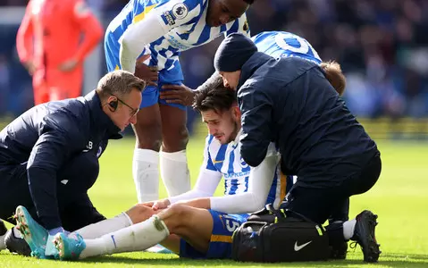 Premier League: Jakub Moder has undergone further knee surgery