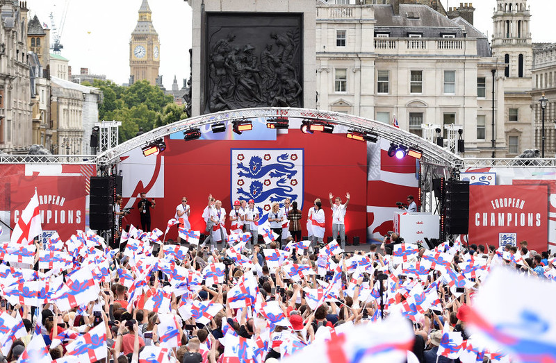 Euro 2022: English female soccer players and the country as a whole celebrate a win