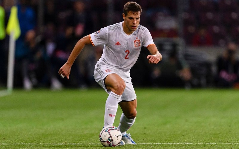Azpilicueta zostaje w Chelsea