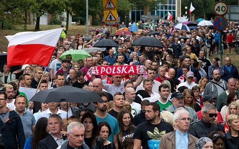 Brytyjscy duchowni do Dudy: Ataki na Polaków "są czymś odrażającym"