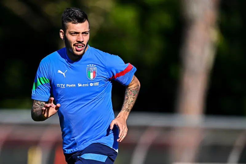 Italian league: Napoli player punished for line-up joke