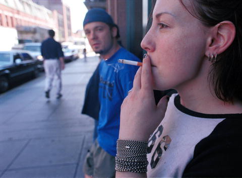 Europejscy nastolatkowie mniej piją i palą niż 20 lat temu