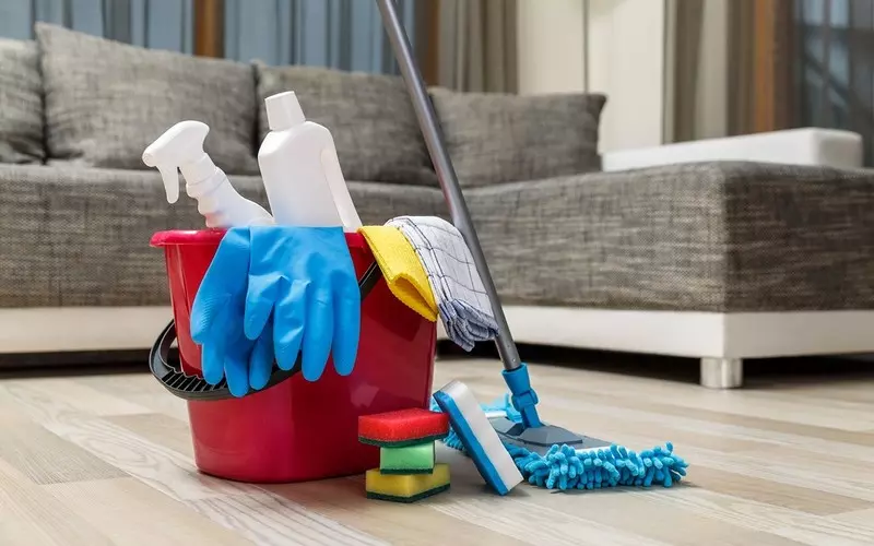 Badanie: W Polsce osoba sprzątająca zarabia trzy razy więcej niż w Ukrainie