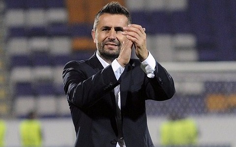Lech Poznan new coach is impressed by fans in Poland