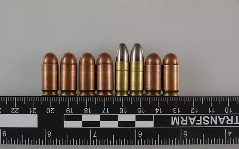 Ammunition in a backpack of a Polish woman flying to the UK