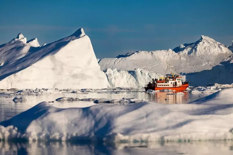 Grenlandia: Władze miasta Ilulissat chcą ograniczyć liczbę turystów, by spowolnić topnienie lodowców
