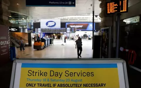 UK: On another day of the strike, only 20% of trains running