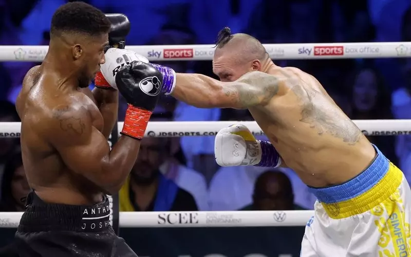 Usyk defeated Joshua again and defended the championship belts