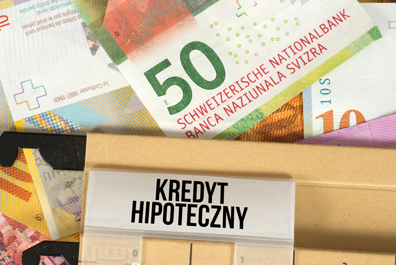 "Rzeczpospolita": A wave of lawsuits over mortgage loan in Swiss francs is rising
