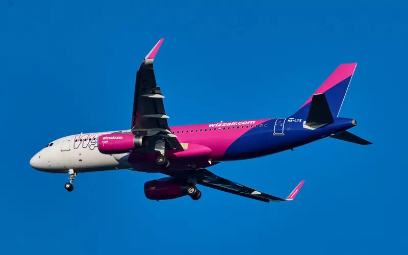 Węgry: Rząd wszczął dochodzenie przeciwko Wizz Air po licznych skargach pasażerów