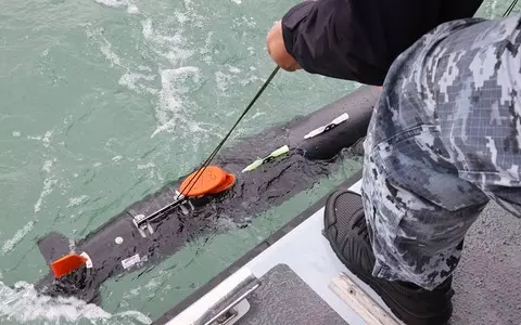 UK: Ukrainian Navy divers learn to operate underwater demining drones