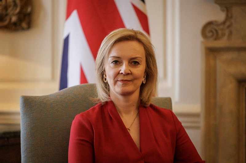 Podatki w UK pójdą w górę? Truss chce dużego wzrostu wydatków na obronę