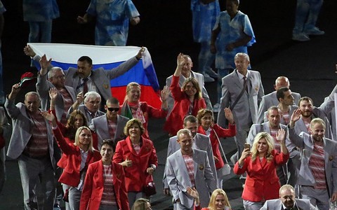 Belarusian who marched with Russian flag got flat in Moscow
