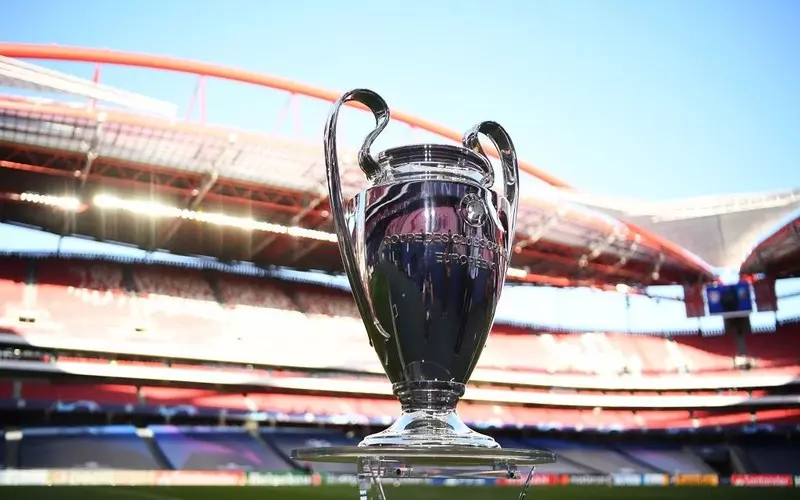 Piłkarska Liga Mistrzów: Miliony euro leżą na boisku