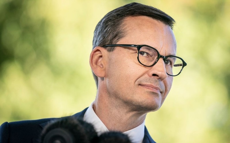 Morawiecki w "Financial Times": Zawieszenie ETS to lepszy sposób na obniżenie kosztów energii