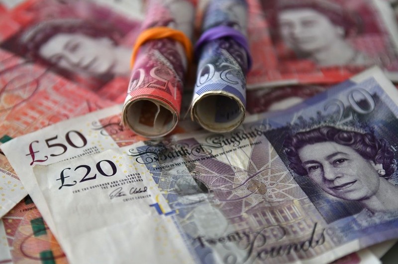 Bank Anglii: Banknoty z portretem królowej pozostają w użyciu