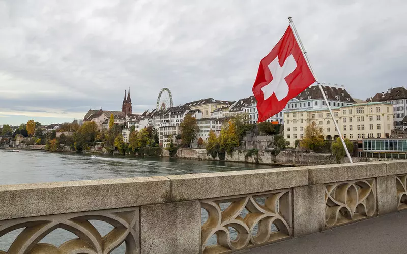 Switzerland is considering introducing penalties for heating homes to temperatures above 19 °C