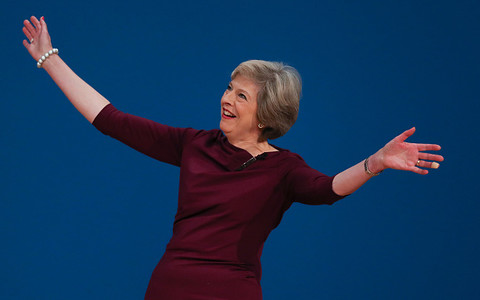 Theresa May sets out vision for a 'new centre ground'