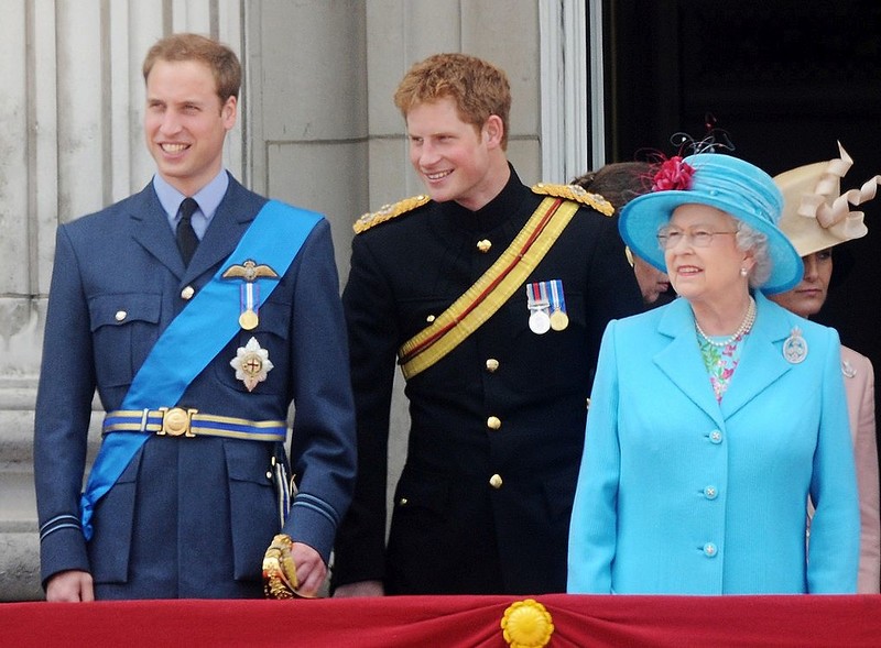 Harry pays tribute to the Queen's service, sound advice and smile