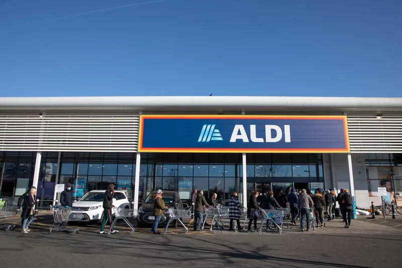 Aldi stał się czwartym co do wielkości supermarketem w Wielkiej Brytanii