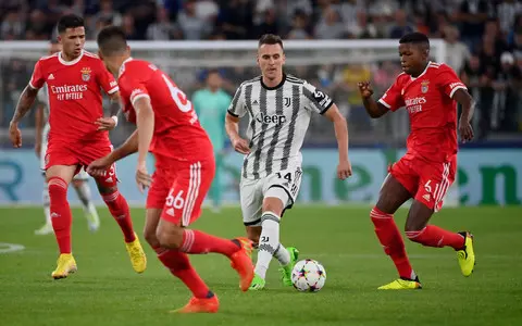 Football Champions League: Juventus defeat despite Milik's goal