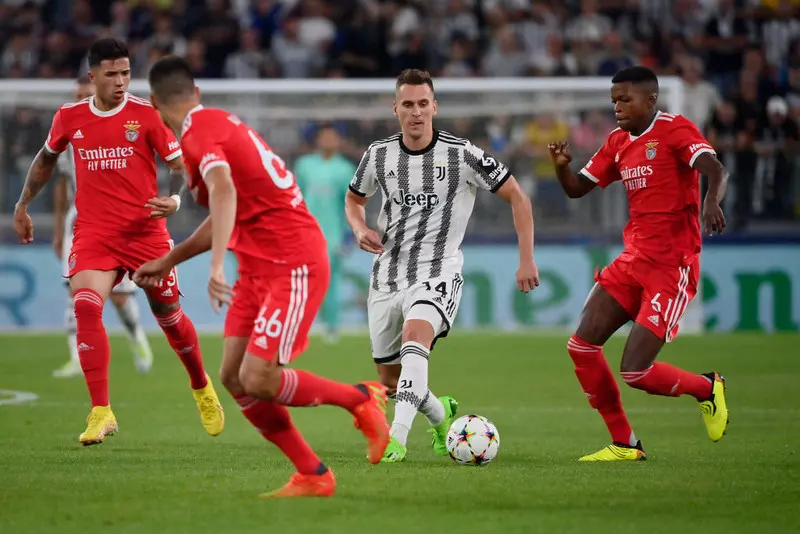 Piłkarska LM: Porażka Juventusu mimo bramki Milika