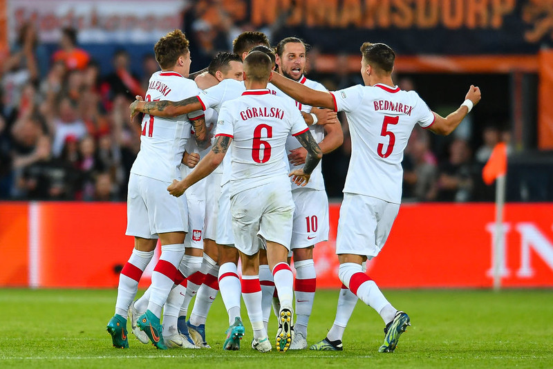 MŚ 2022: Zaprezentowano nowe koszulki piłkarskiej reprezentacji Polski