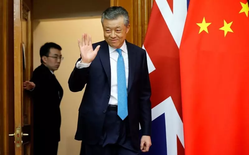 Brytyjski parlament nie zgodził się, by delegacja Chin oddała hołd królowej