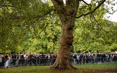 David Beckham stood in line for 12 hours at the coffin with the body of the queen