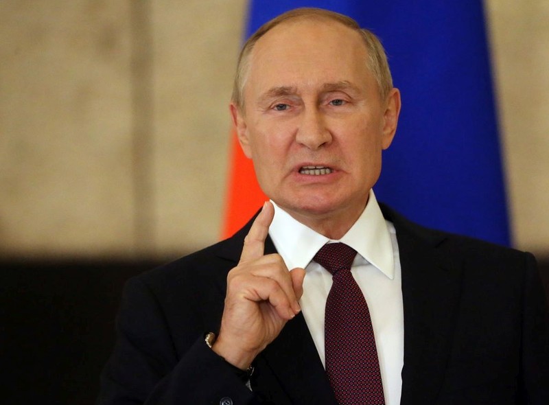 Reuters: Według Putina, Rosja nie spieszy się z zakończeniem działań militarnych