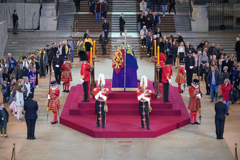 Zagraniczni goście przybywają do Londynu na pogrzeb królowej Elżbiety II