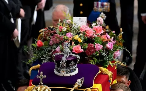  The significance behind the foliage on Queen Elizabeth II's coffin