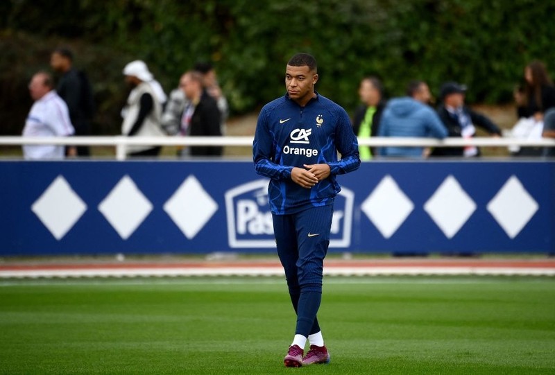 Piłkarska LN: Francuska federacja porozumiała się z Mbappe