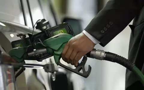 Fuel prices fall to lowest level since mid-May