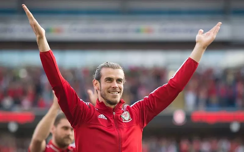 Before match between Wales and Poland, British media mainly write about Bale's return