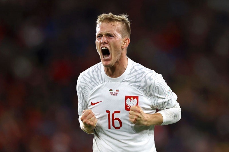 Poland beats Wales in Nations League football