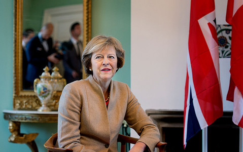 May belives in Brexit without disruptions