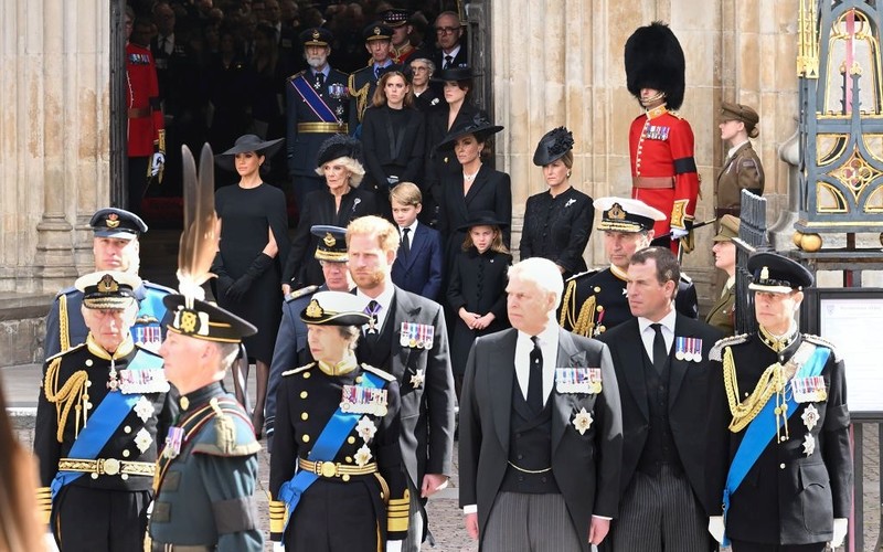 Royal family return to normal duties as mourning period ends