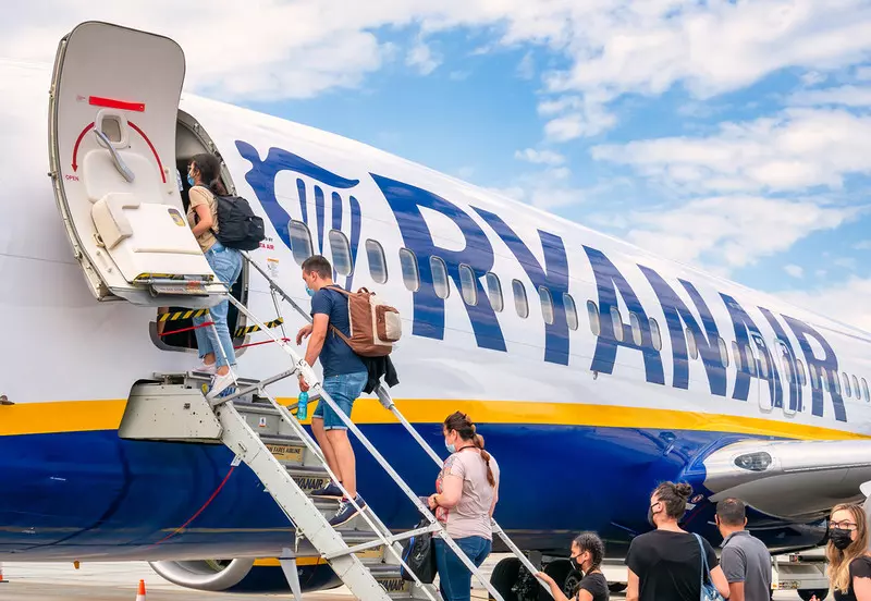 Ryanair utworzy nawet 2 tys. nowych miejsc pracy w Irlandii