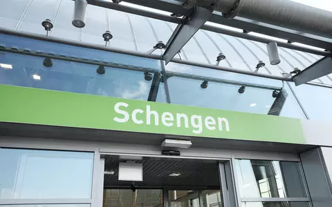 More Schengen countries introduce border controls