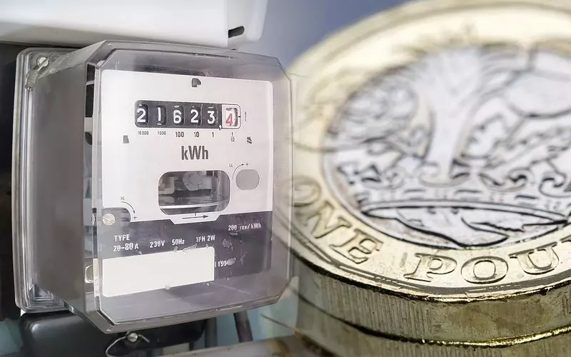 When are the £400 energy rebate and other cost-of-living payments due?
